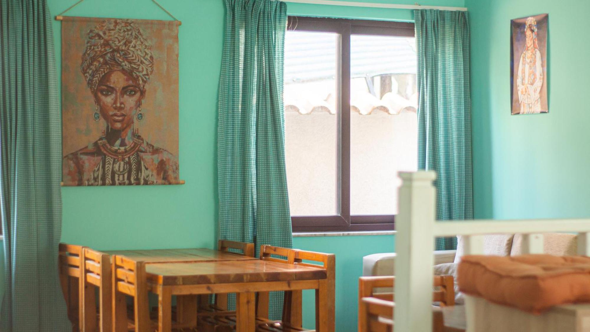 Hostel The Golden Rooster Tirana Exteriér fotografie